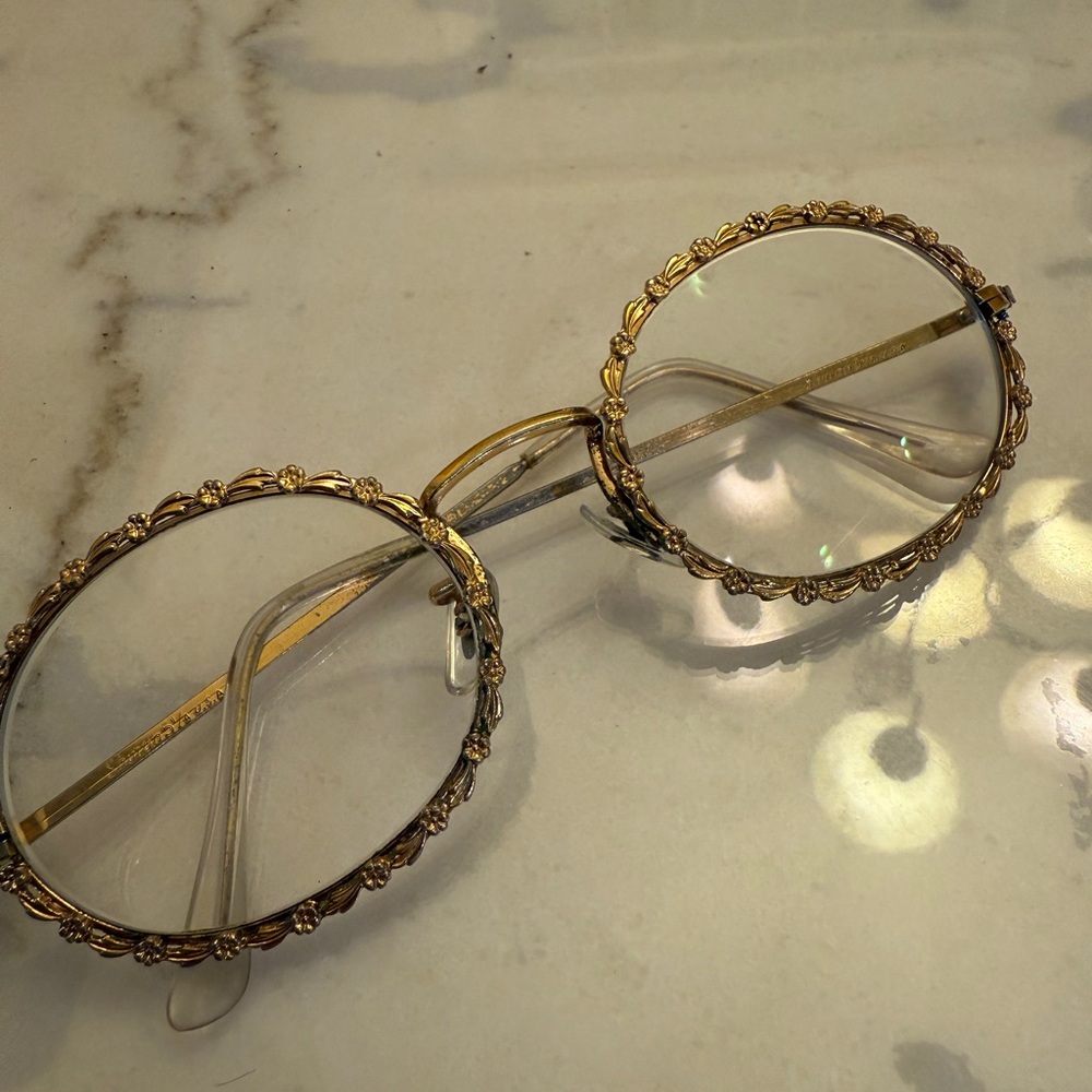 60’s Shuron Gold Oval Eyeglasses, Elegant Gold Oval Frame Glasses,gold pleated - Picture 2 of 7